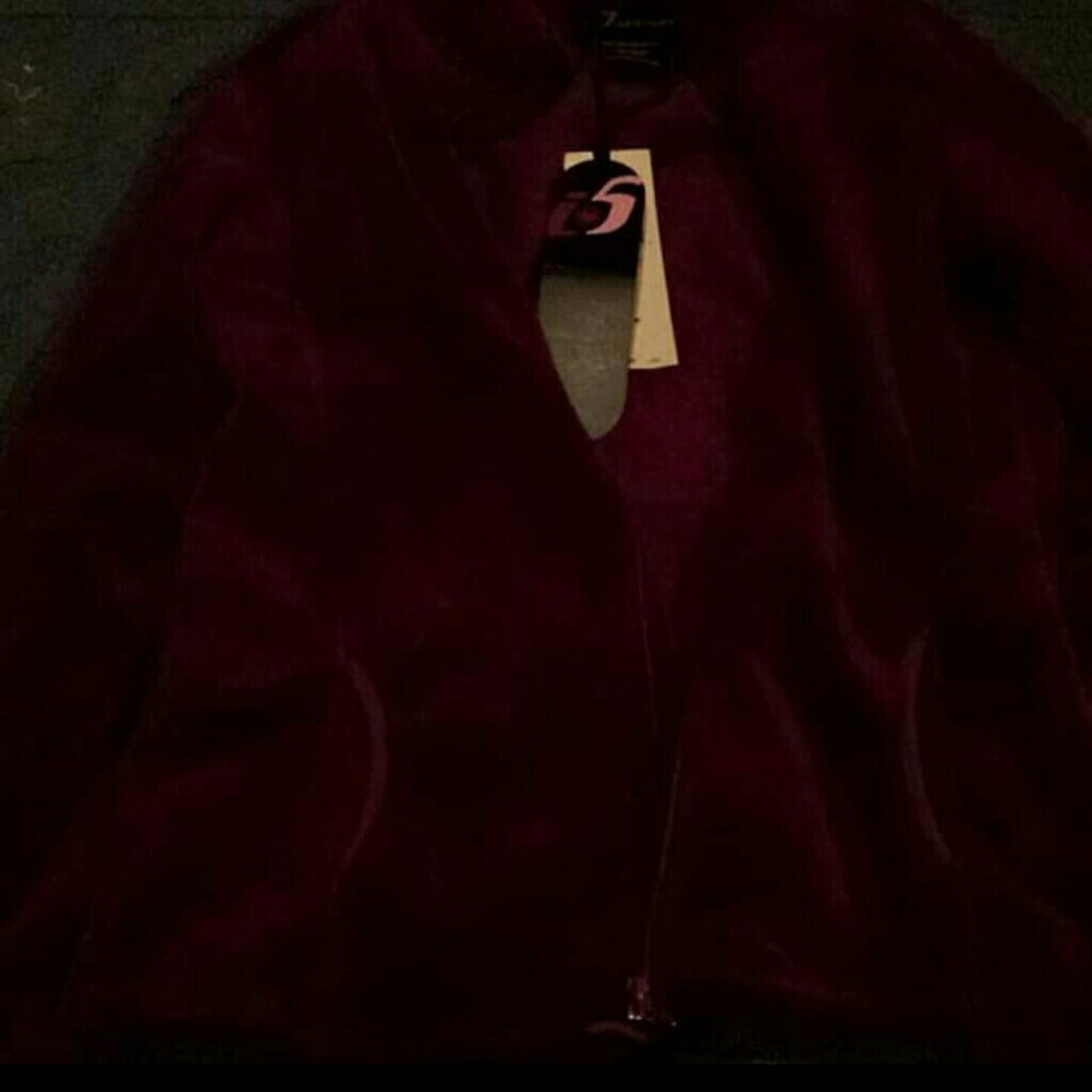 Fleece zip up - Picture 2 of 3